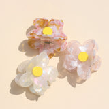 Hair Clip Medium Flower Light Pink